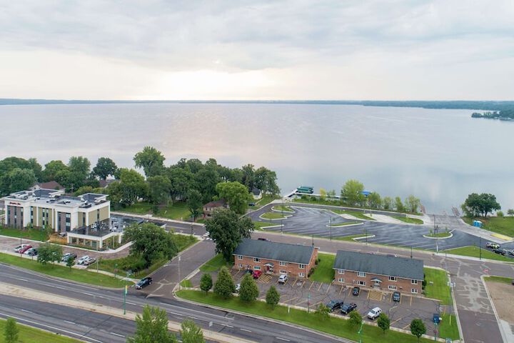 Hampton Inn Spicer Green Lake