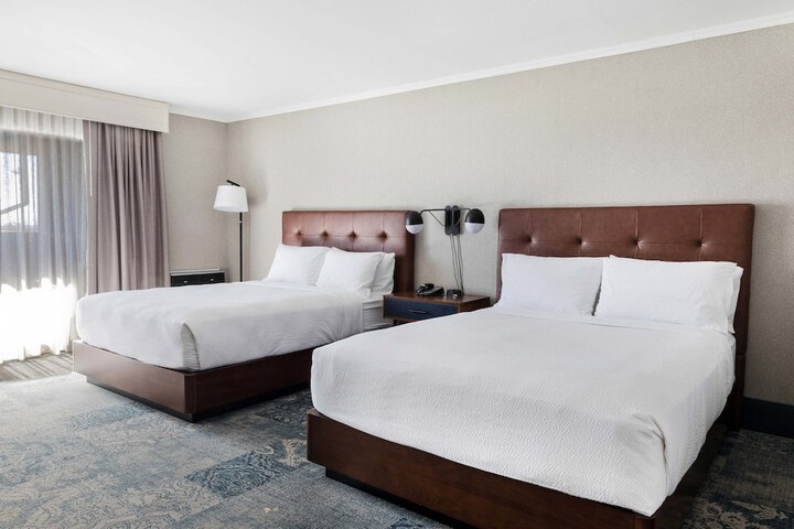 Four Points by Sheraton Ventura Harbor Resort