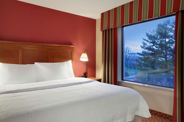 Hampton Inn & Suites Hartford / East Hartford