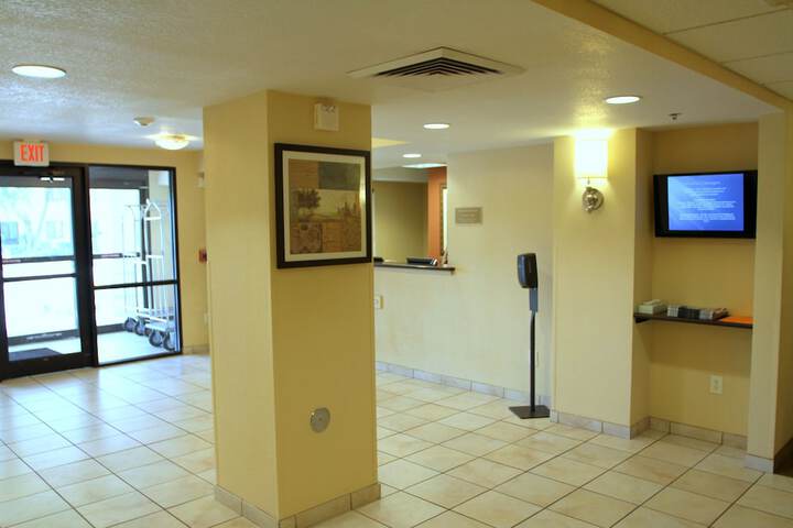 Hotel 4 of 51
