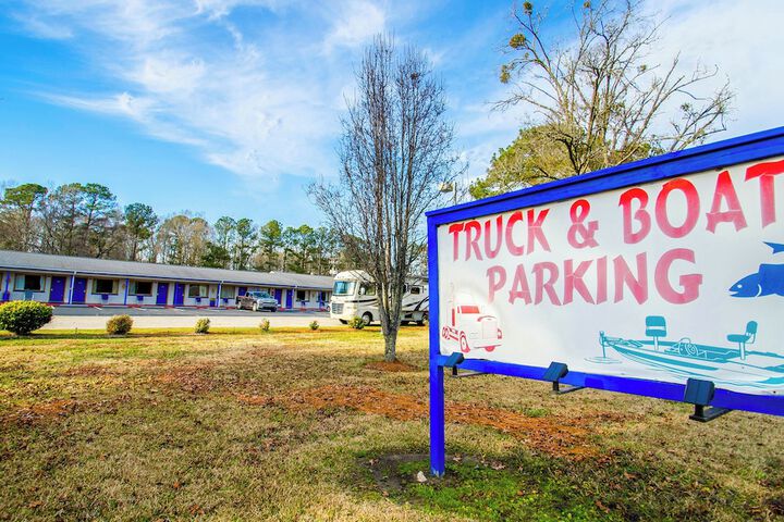 Sportsman Inn by Oyo US Hwy 64