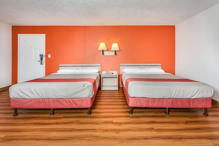 Room 42 of 65