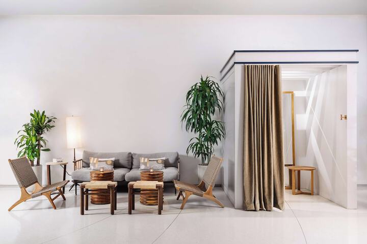 Nautilus Sonesta Miami Beach
