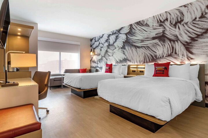 Room 16 of 60