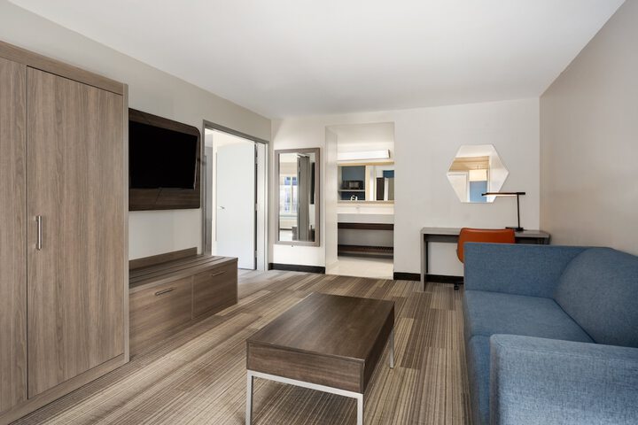 Room 30 of 56