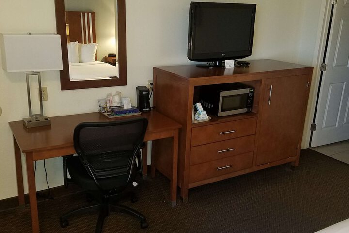 SureStay Hotel by Best Western Hollister