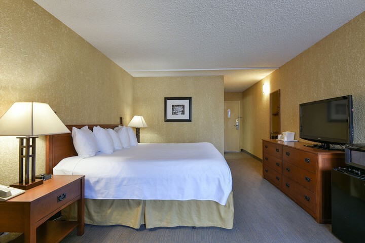 Room 26 of 61