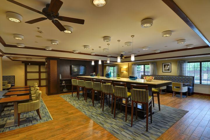 Hotel Interior 10 of 67