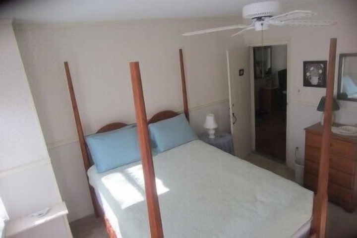 Room 22 of 27