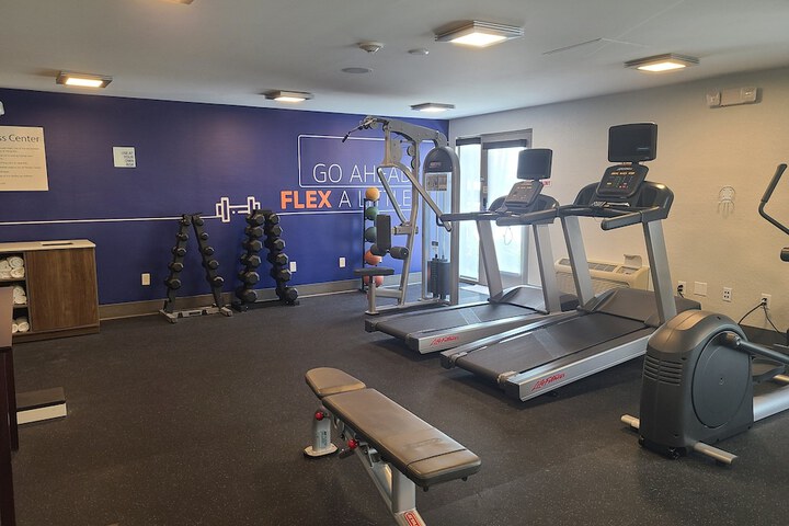 Holiday Inn Express & Suites Ft. Lauderdale N - Exec Airport by IHG