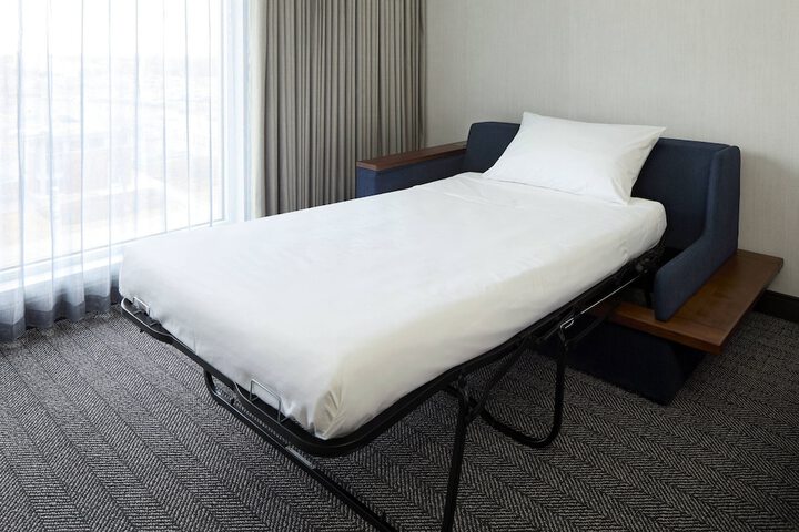 Courtyard by Marriott Montreal Laval