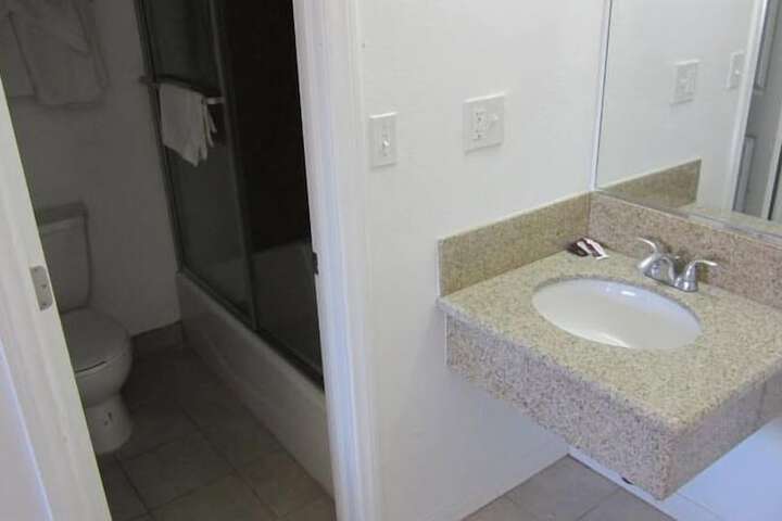 Room 14 of 20