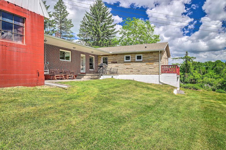 Roomy Montour Falls Retreat w / Private Pool!