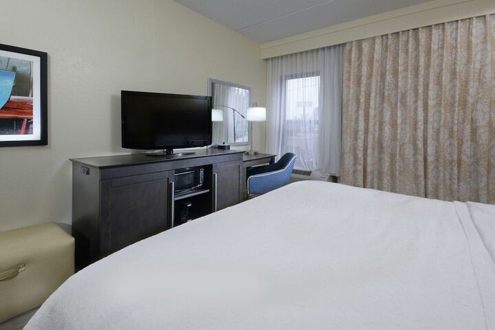 Room 13 of 41