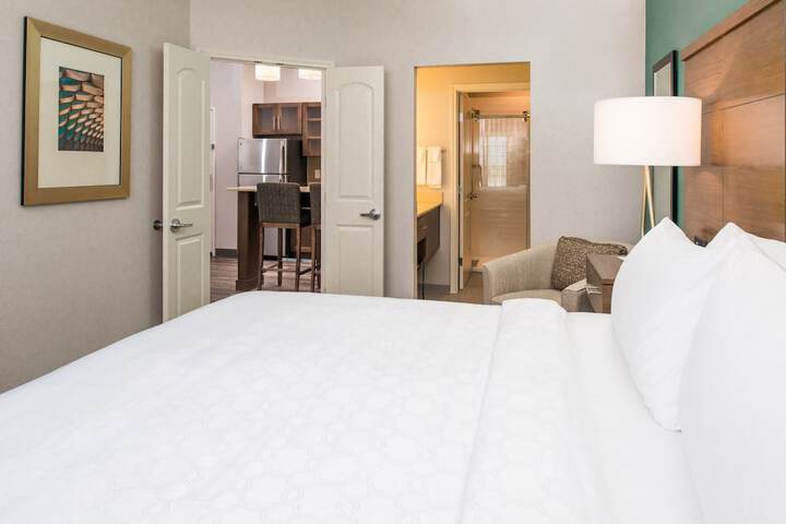 Staybridge Suites Pecos by IHG