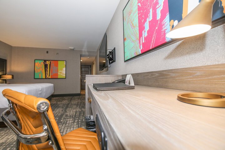 Room 34 of 70