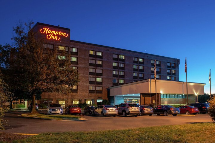 Hotel 4 of 66