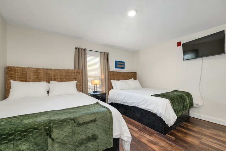 Room 138 of 185