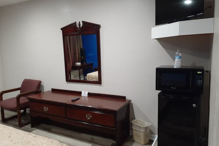 Room 29 of 35