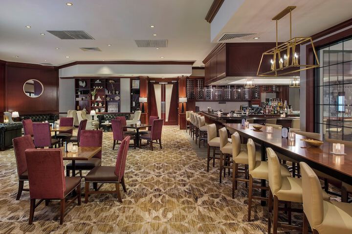 Crowne Plaza Providence-Warwick Airport by IHG