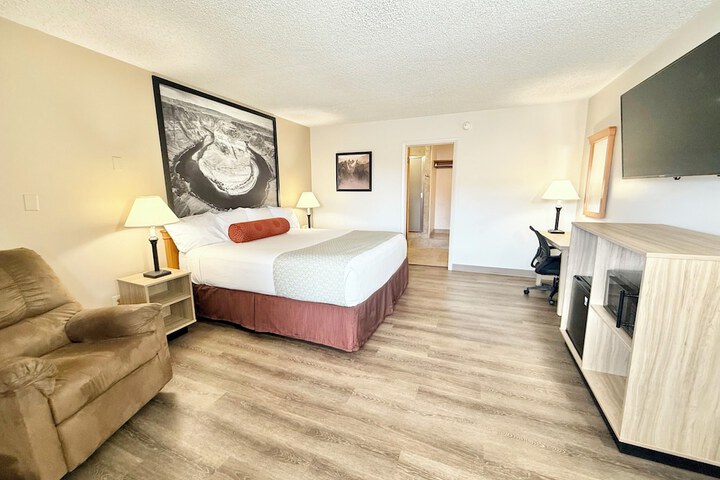 Room 10 of 22