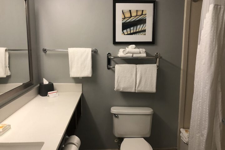 Room 70 of 138