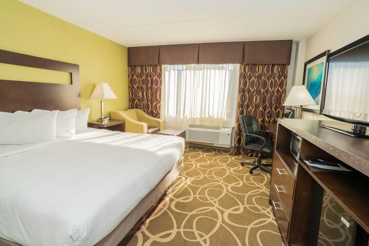 Elimwood Hotel a Ramada by Wyndham