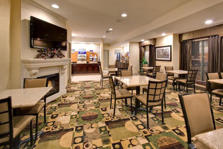 Holiday Inn Express Hotel & Suites Pleasant Prairie-Kenosha by IHG