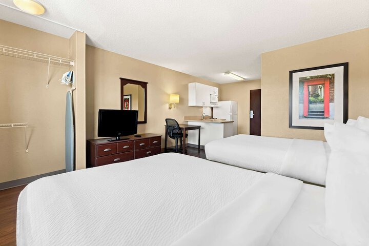 Room 13 of 24