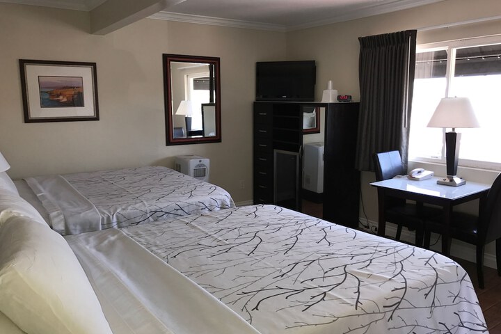 Room 26 of 69