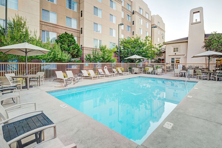Pool 2 of 24