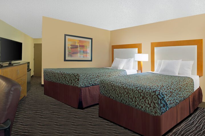 Room 29 of 40