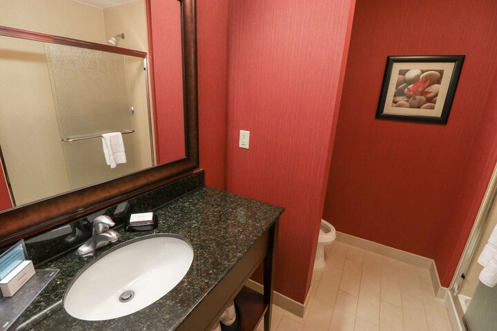 Room 8 of 25