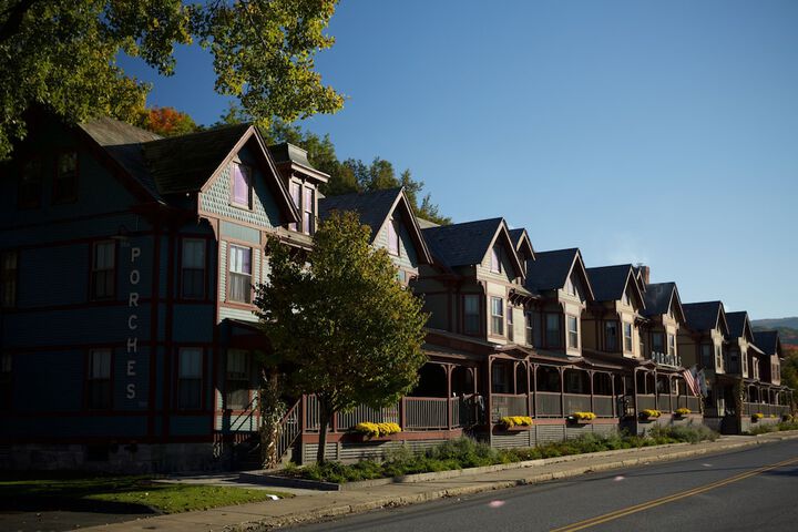 Hotel 3 of 104