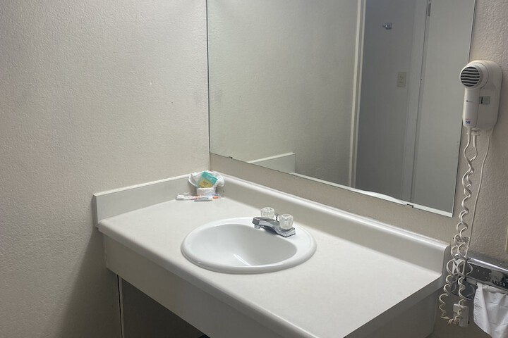 Room 20 of 23