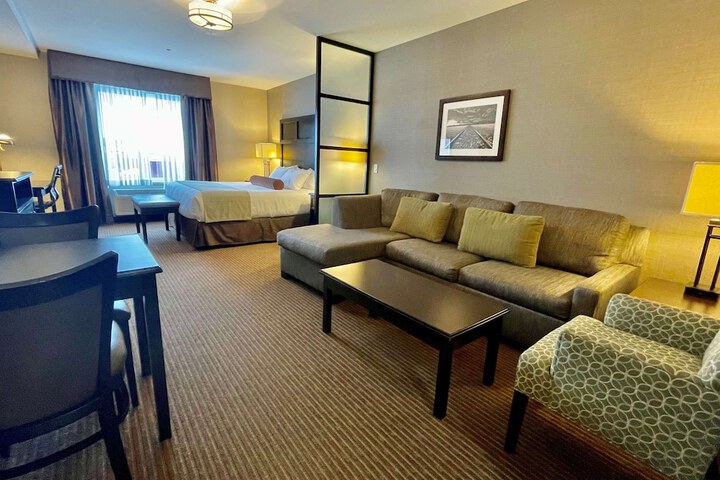 Room 15 of 39
