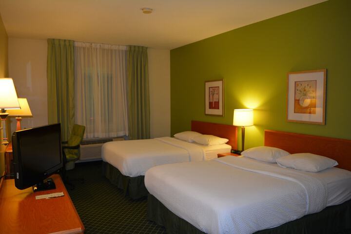 Room 53 of 53