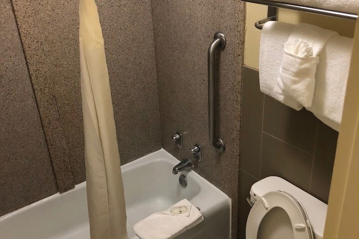 Room 40 of 55