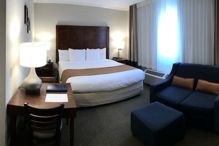Room 95 of 136