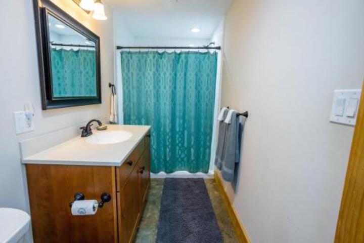 Lake Rider Cabin