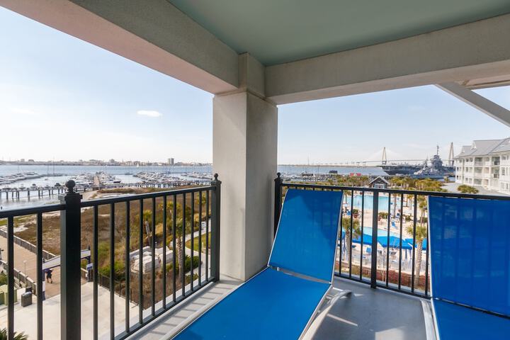 Harborside at Charleston Harbor Resort and Marina