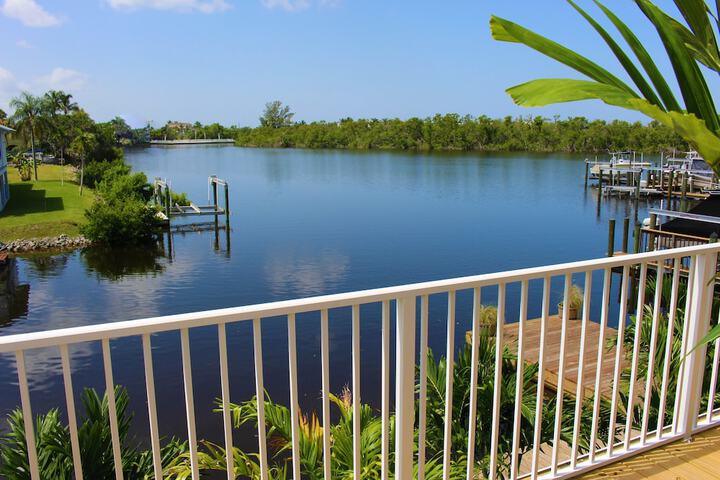Latitude 26 Waterfront Boutique Resort - Bonita Springs