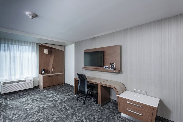 Courtyard by Marriott Boston Littleton