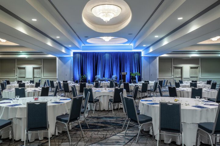 Hilton Dallas / Rockwall Lakefront
