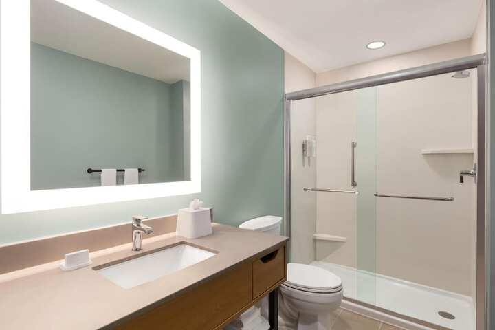 LivSmart Studios by Hilton Kokomo