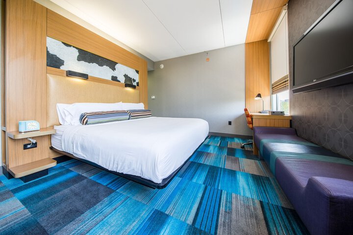 Room 20 of 63