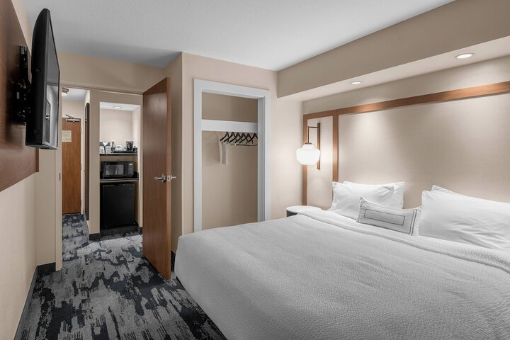 Room 31 of 37