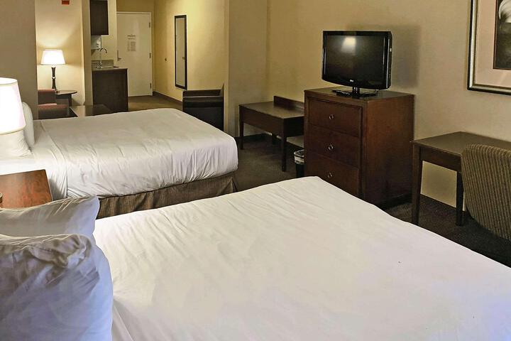Spark by Hilton Catoosa Tulsa