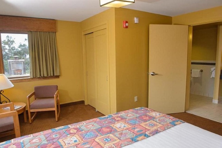 Room 17 of 57