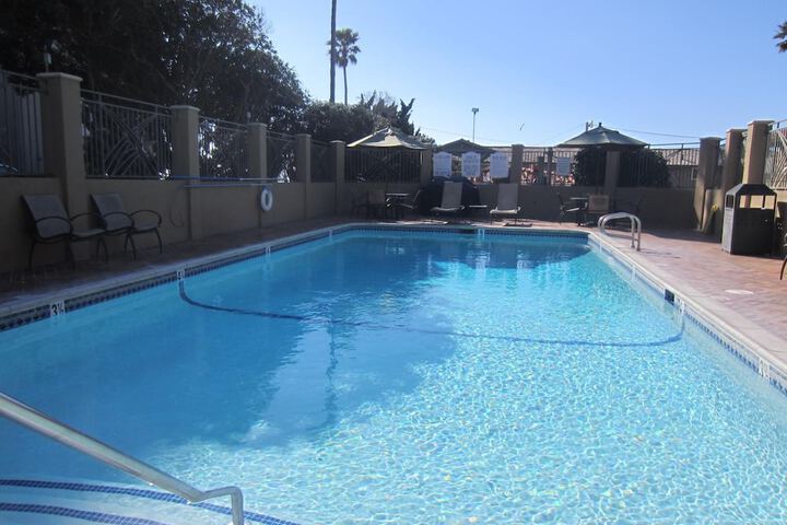 Pool 9 of 37